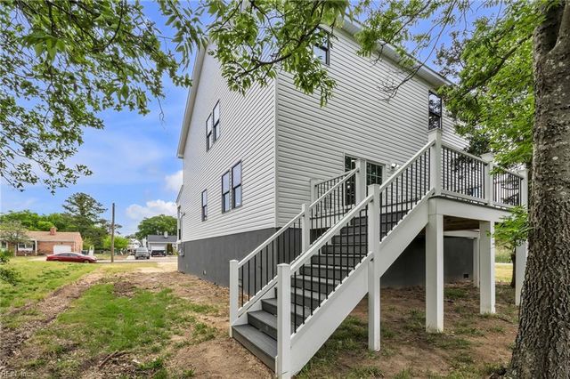 1 Phillips RD, Poquoson, VA 23662