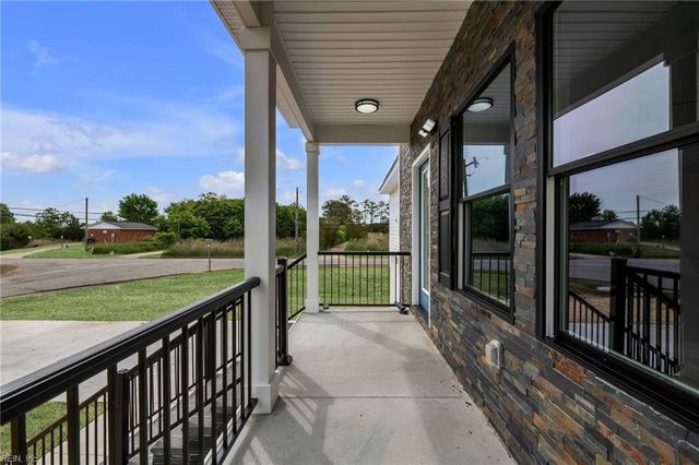 1 Phillips RD, Poquoson, VA 23662