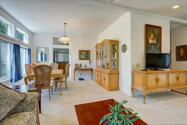 10966 Badger Ct, Penn Valley, CA 95946