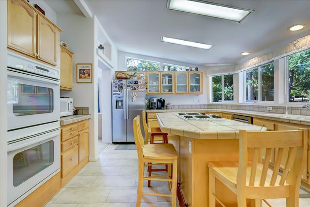 10966 Badger Ct, Penn Valley, CA 95946