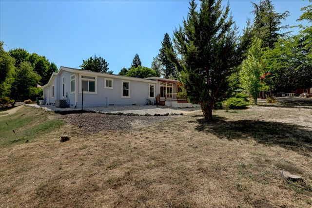 10966 Badger Ct, Penn Valley, CA 95946