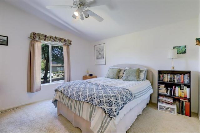 10966 Badger Ct, Penn Valley, CA 95946