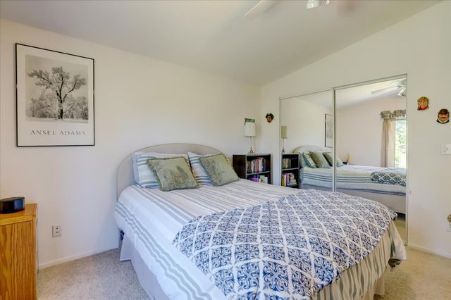 10966 Badger Ct, Penn Valley, CA 95946