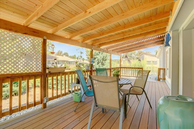 10966 Badger Ct, Penn Valley, CA 95946