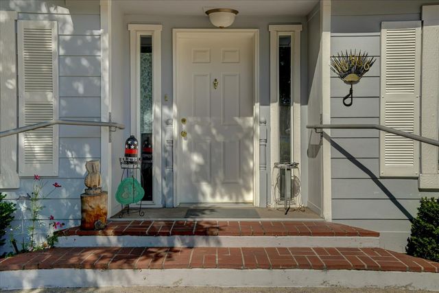 10966 Badger Ct, Penn Valley, CA 95946