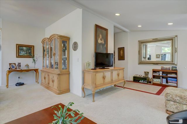 10966 Badger Ct, Penn Valley, CA 95946