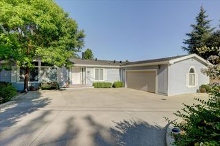 10966 Badger Ct, Penn Valley, CA 95946