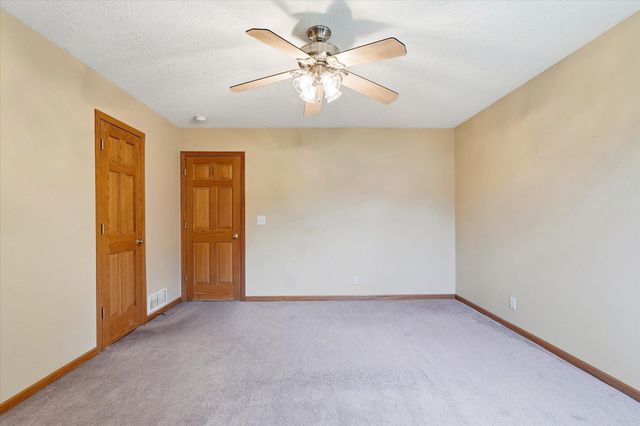 33644 Oasis Road, Center City, MN 55012