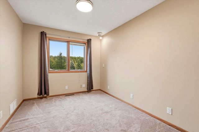 33644 Oasis Road, Center City, MN 55012