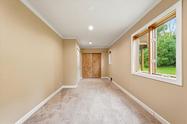 33644 Oasis Road, Center City, MN 55012