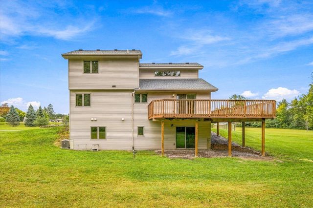 33644 Oasis Road, Center City, MN 55012
