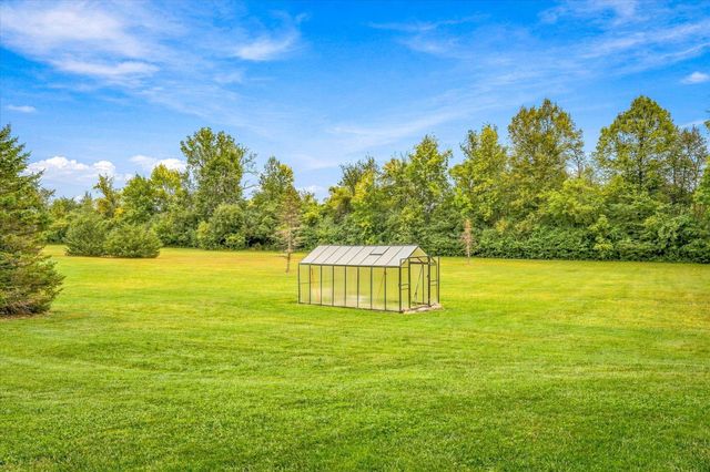 33644 Oasis Road, Center City, MN 55012