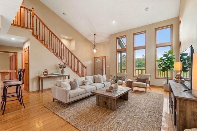 33644 Oasis Road, Center City, MN 55012