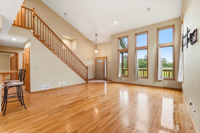 33644 Oasis Road, Center City, MN 55012