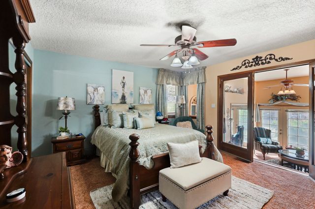 980 Hillside Circle SW, Los Lunas, NM 87031