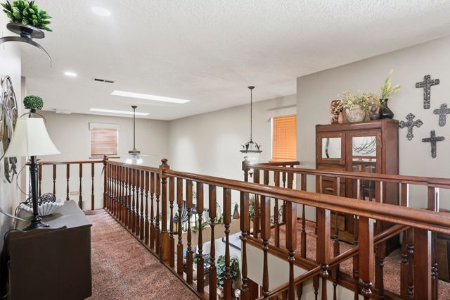 980 Hillside Circle SW, Los Lunas, NM 87031