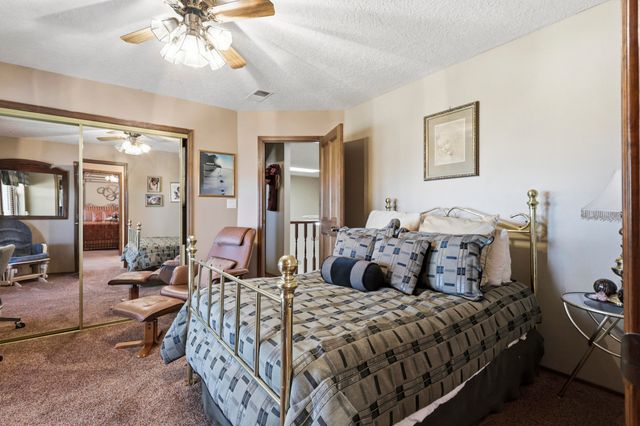 980 Hillside Circle SW, Los Lunas, NM 87031