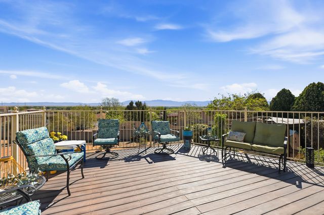 980 Hillside Circle SW, Los Lunas, NM 87031