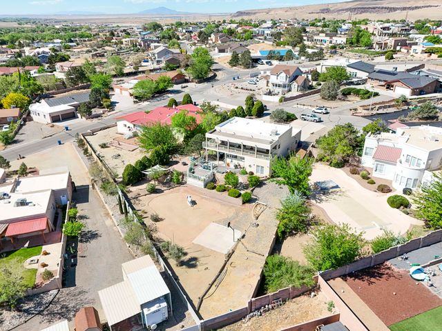 980 Hillside Circle SW, Los Lunas, NM 87031