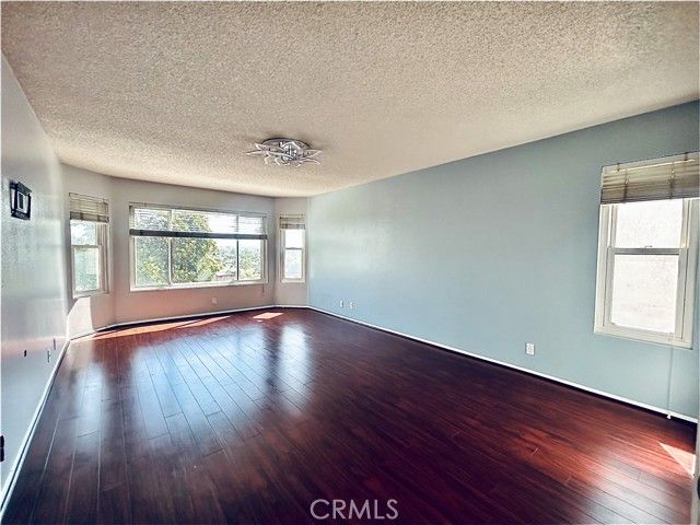 10 Bluff Point Court, Pomona, CA 91766