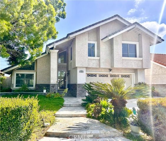 10 Bluff Point Court, Pomona, CA 91766