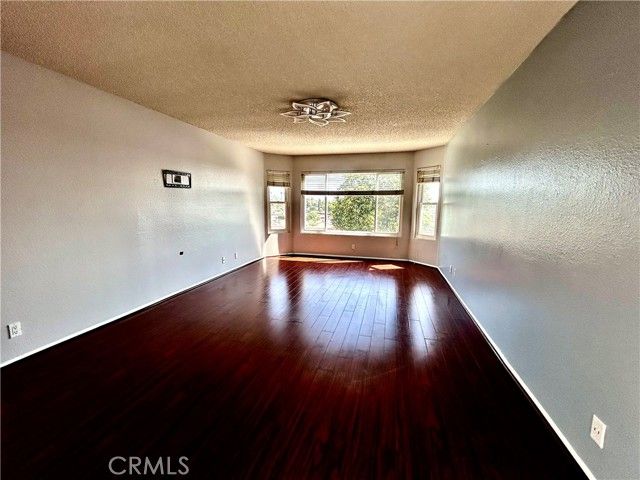 10 Bluff Point Court, Pomona, CA 91766