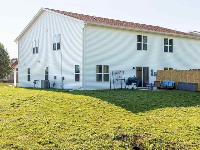 262 N BELL STREET, Fond Du Lac, WI 54935