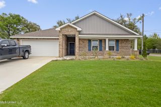 18026 Big Leaf Drive, Gulfport, MS 39503