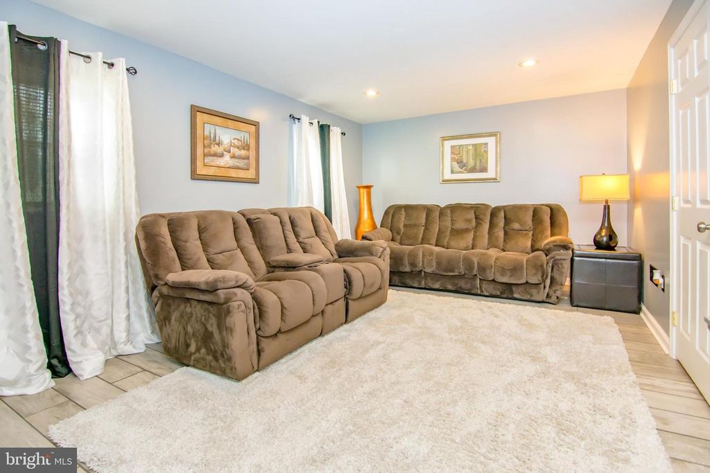 6909 ARBOR LN, Bryans Road, MD 20616