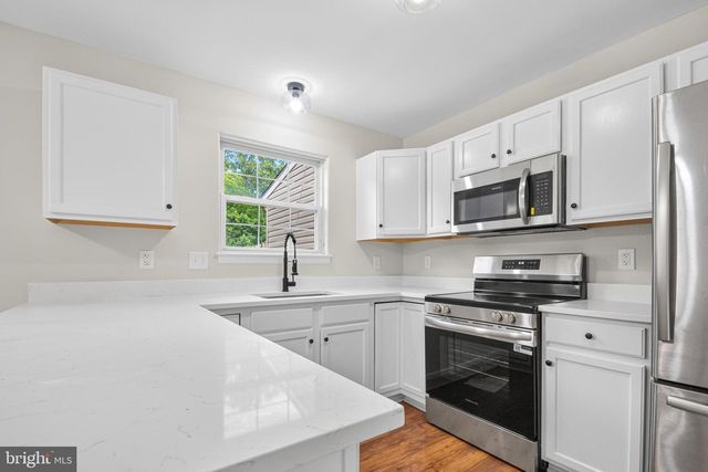 9947 MATTI HILL CT, Fredericksburg, VA 22408