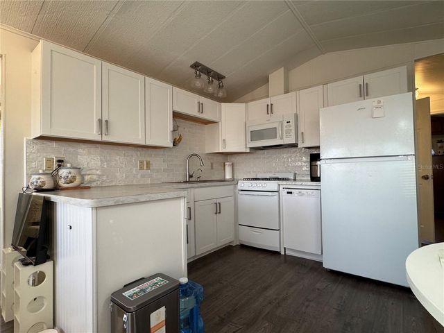 35101 CONDOMINIUM BOULEVARD 239, Zephyrhills, FL 33541