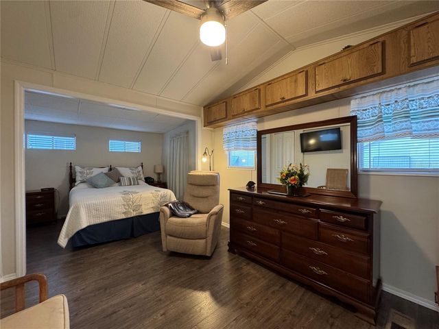 35101 CONDOMINIUM BOULEVARD 239, Zephyrhills, FL 33541