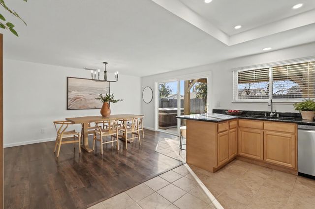 6209 Glenhurst Way, Citrus Heights, CA 95621