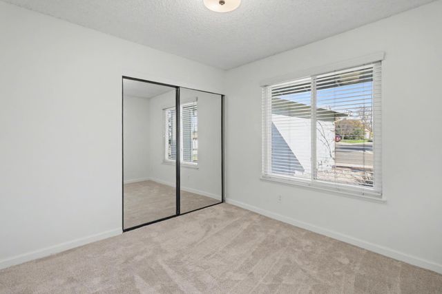 6209 Glenhurst Way, Citrus Heights, CA 95621