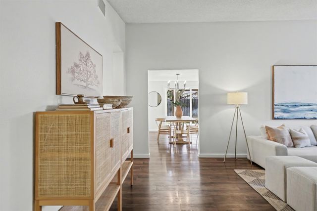 6209 Glenhurst Way, Citrus Heights, CA 95621