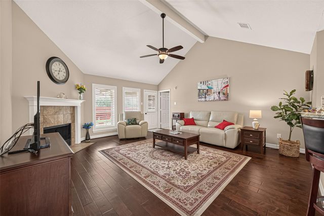 3413 Blue Wing Drive, Dickinson, TX 77539