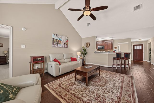 3413 Blue Wing Drive, Dickinson, TX 77539