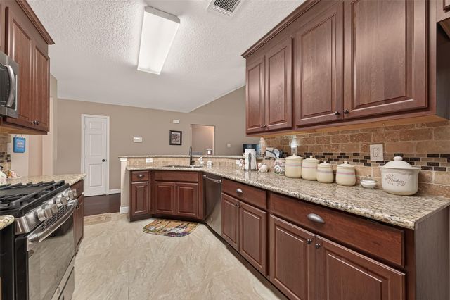 3413 Blue Wing Drive, Dickinson, TX 77539