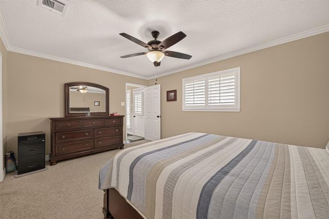 3413 Blue Wing Drive, Dickinson, TX 77539