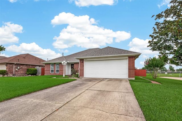 3413 Blue Wing Drive, Dickinson, TX 77539