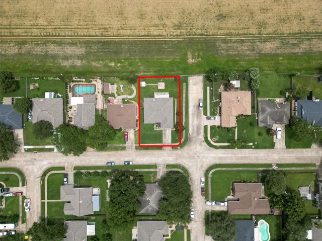 3413 Blue Wing Drive, Dickinson, TX 77539