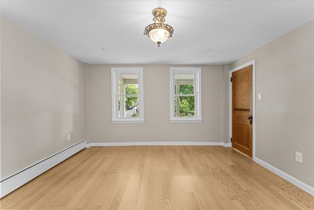 82 Boston Rd, Sutton, MA 01590