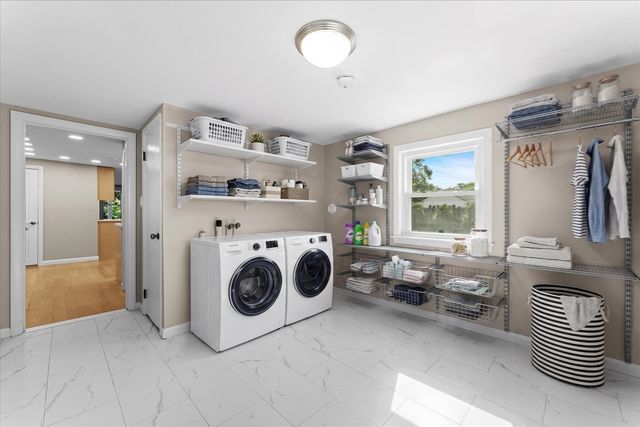 82 Boston Rd, Sutton, MA 01590