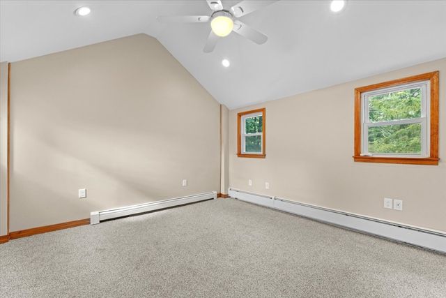 82 Boston Rd, Sutton, MA 01590