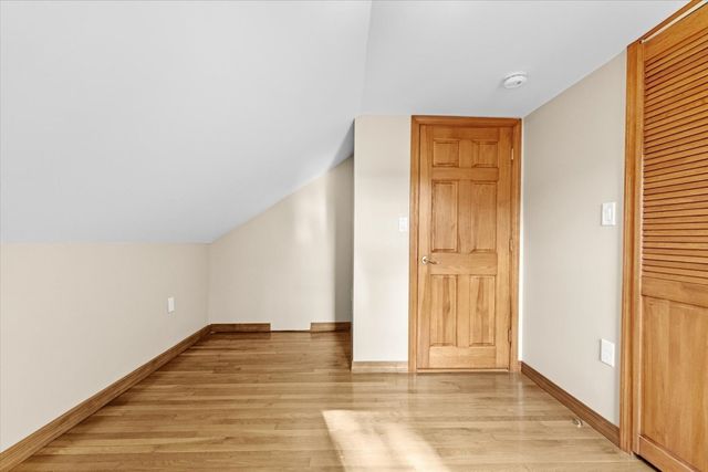 82 Boston Rd, Sutton, MA 01590