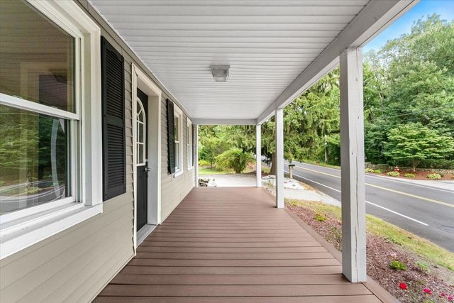 82 Boston Rd, Sutton, MA 01590