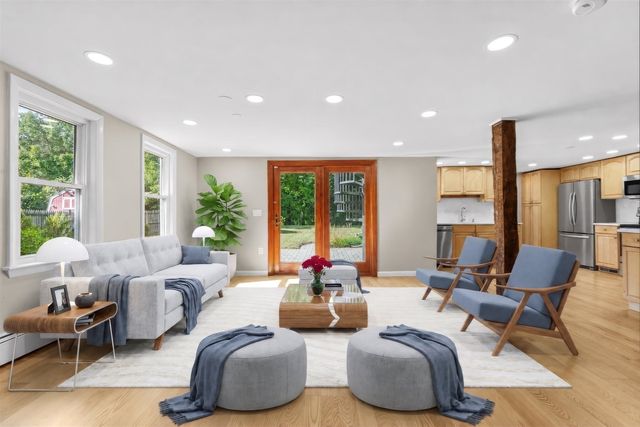 82 Boston Rd, Sutton, MA 01590