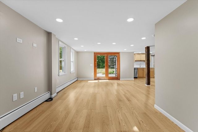 82 Boston Rd, Sutton, MA 01590