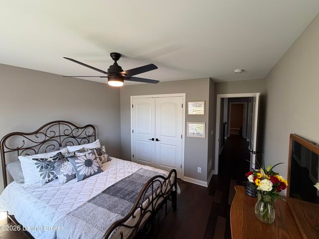 130 Burlington Ct, Mt Washington, KY 40047
