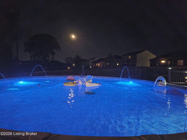 130 Burlington Ct, Mt Washington, KY 40047